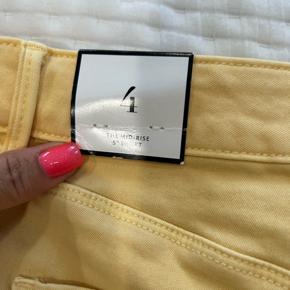 White House Black Market mid rise shorts - Picture 6 of 7